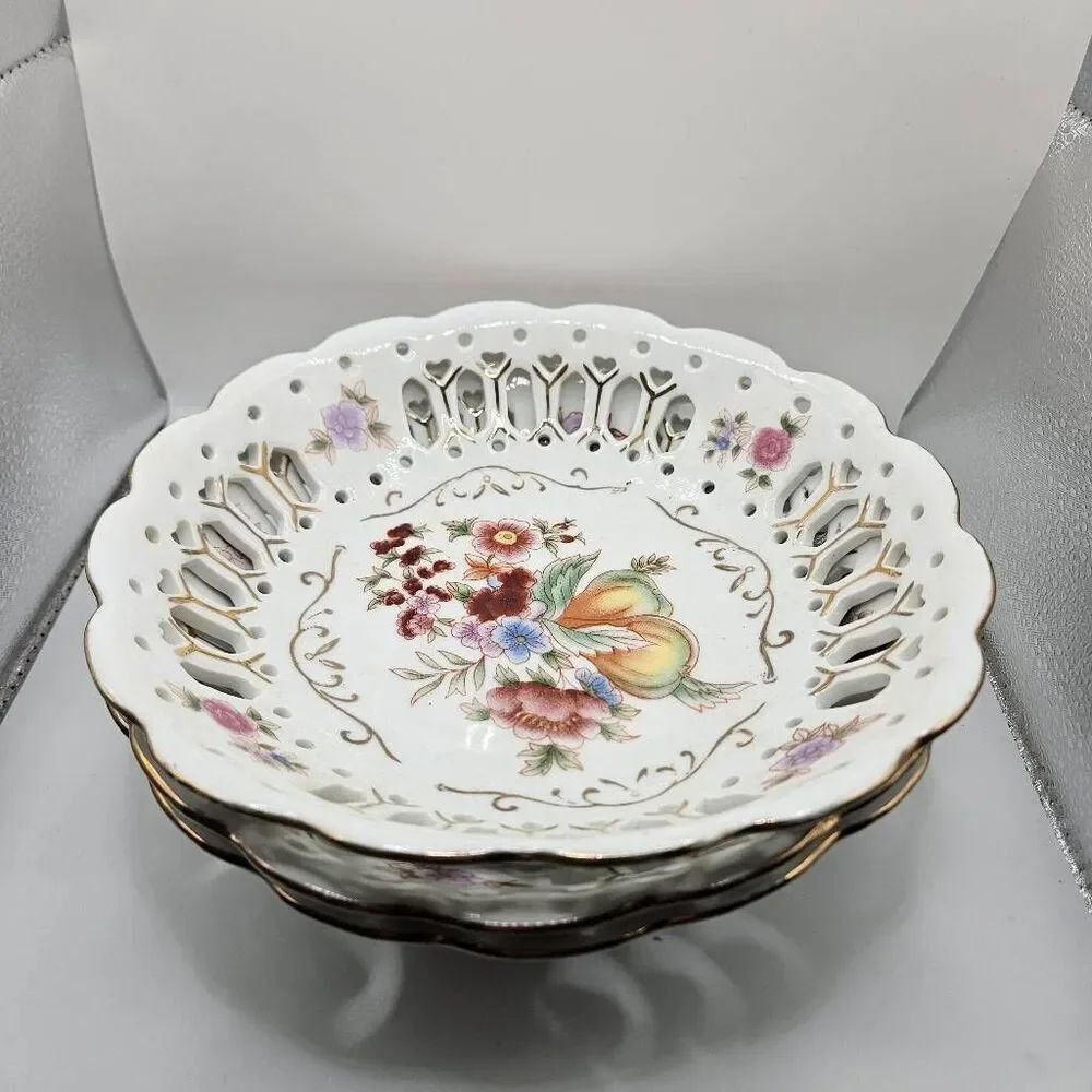 VINTAGE PIERCED PLATE, Flower Pattern, Bavarian Porcelain inspired plates